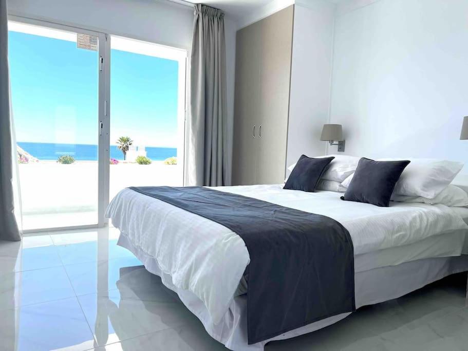 Appartement Modern, Spacious 3 Bedroom With Sea View