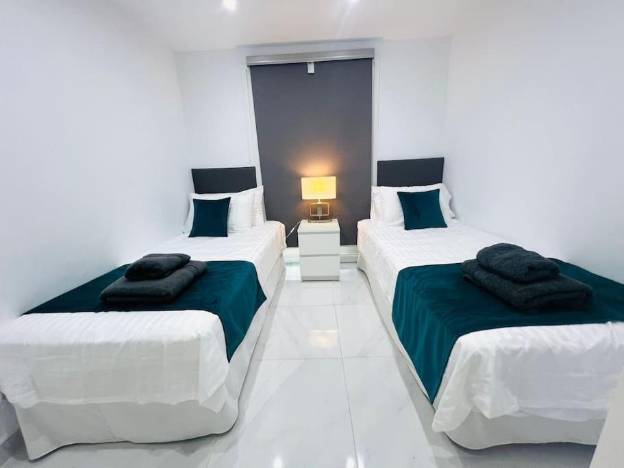 Modern, Spacious 3 Bedroom With Sea View Appartement