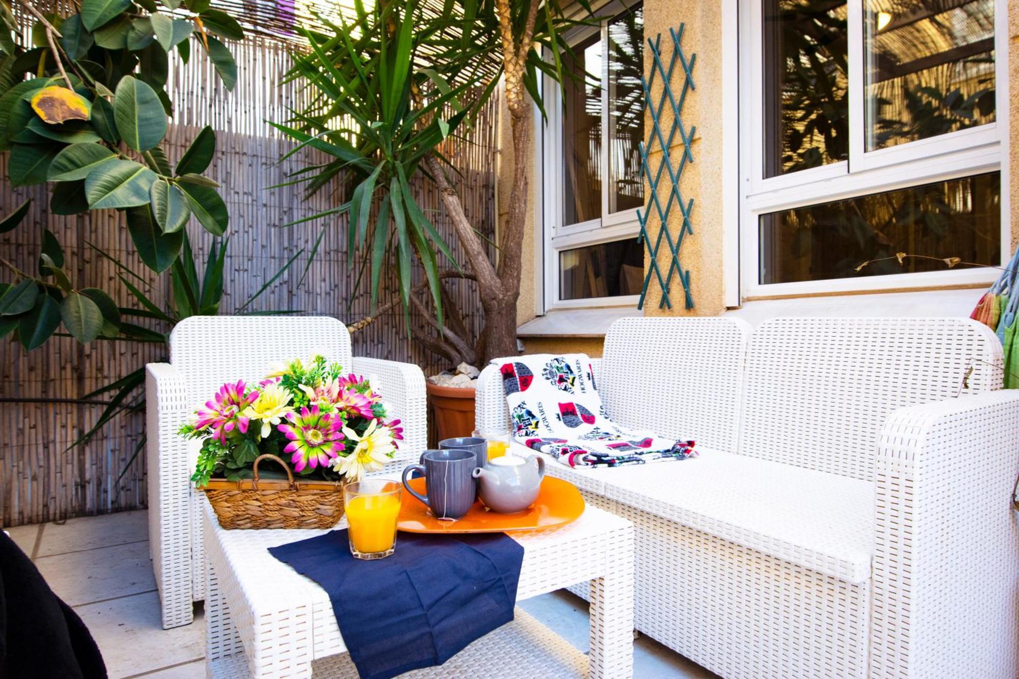 Casa Con Gran Patio Privado Apartment Malaga