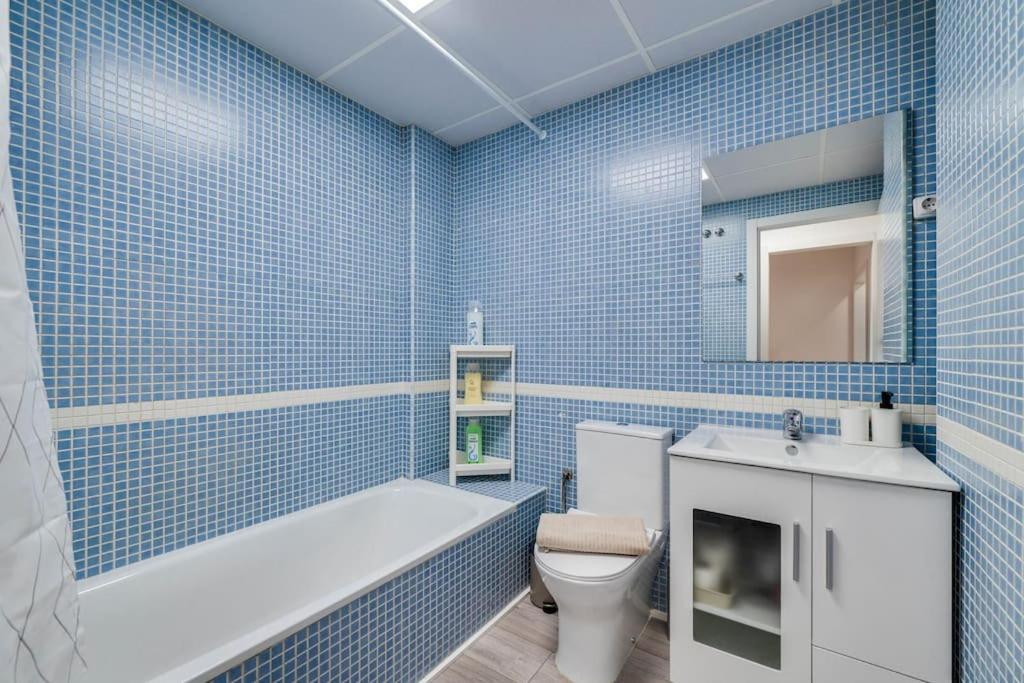 Chic In Heart Of Town Apartment Malaga