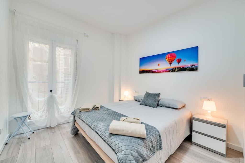Apartment Chic In Heart Of Town *