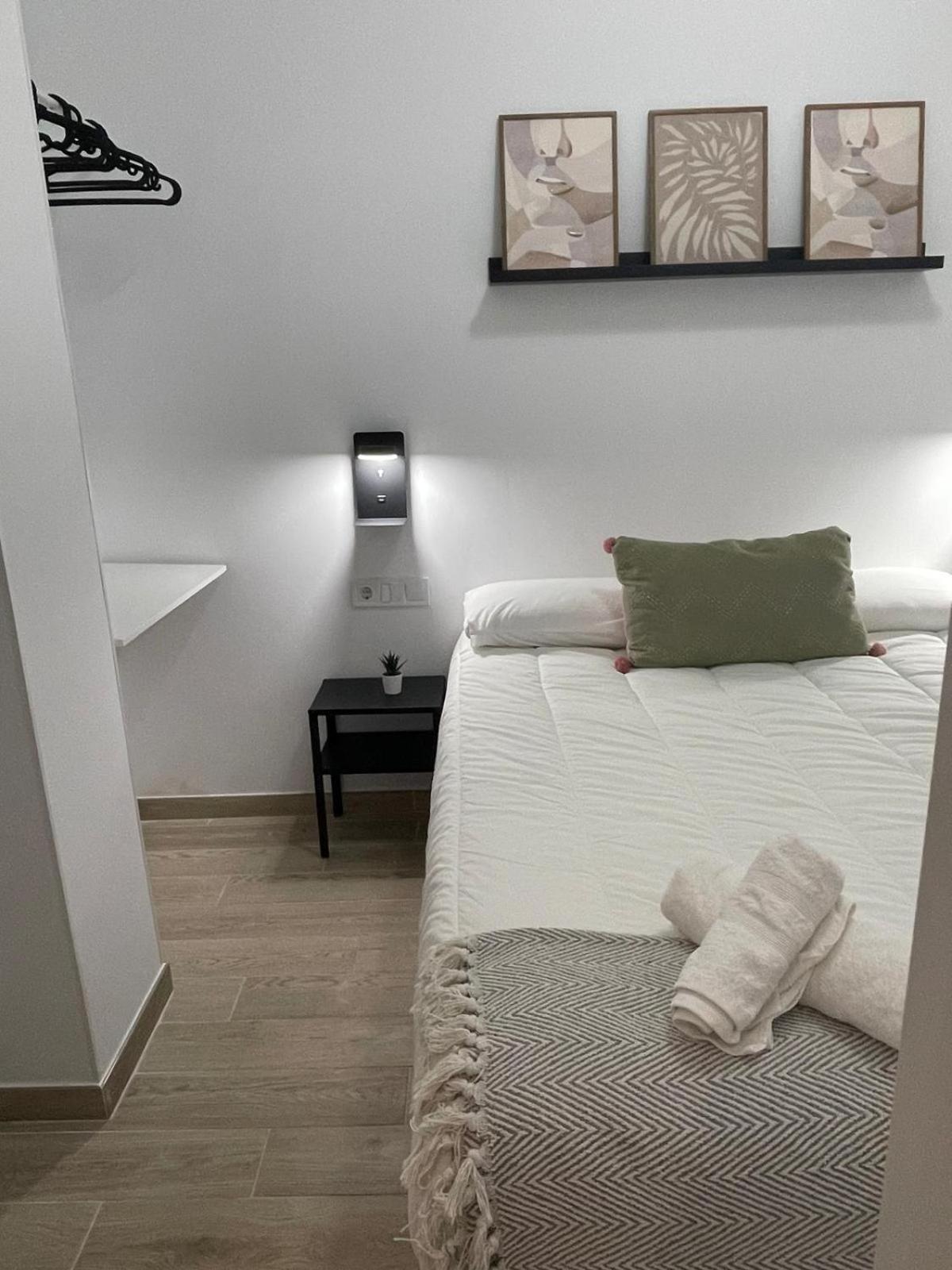 Mellis - Maria Zambrano Train Station & Bus Apartment Malaga