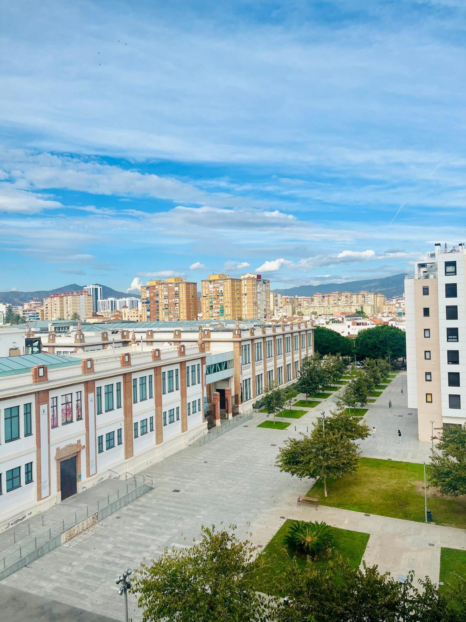 Ideal Con Vistas Y Parking *