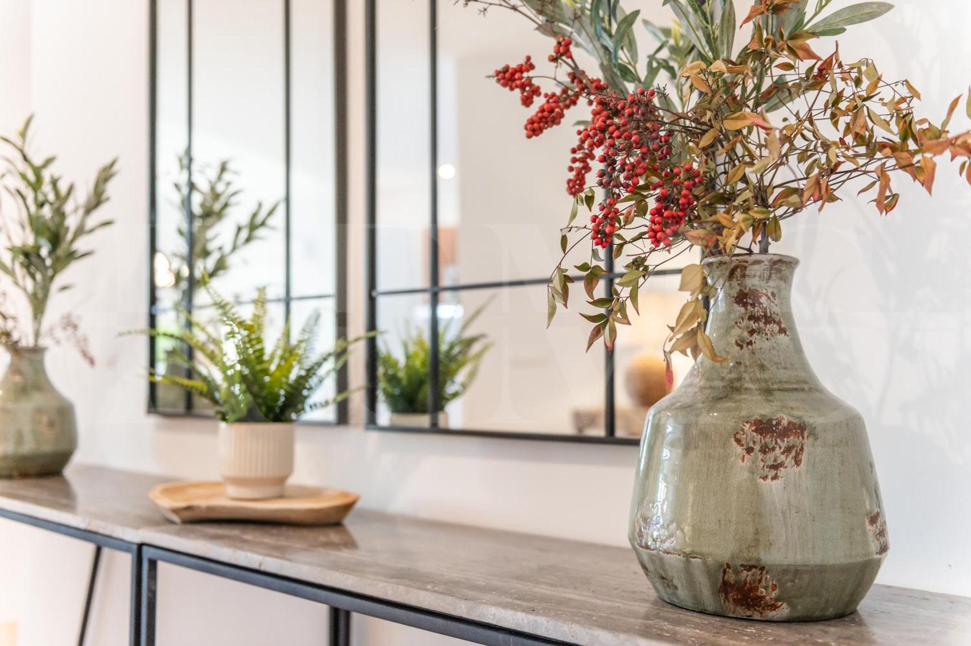 Elegant Coastal Charm With Unique Views By Rems * Málaga