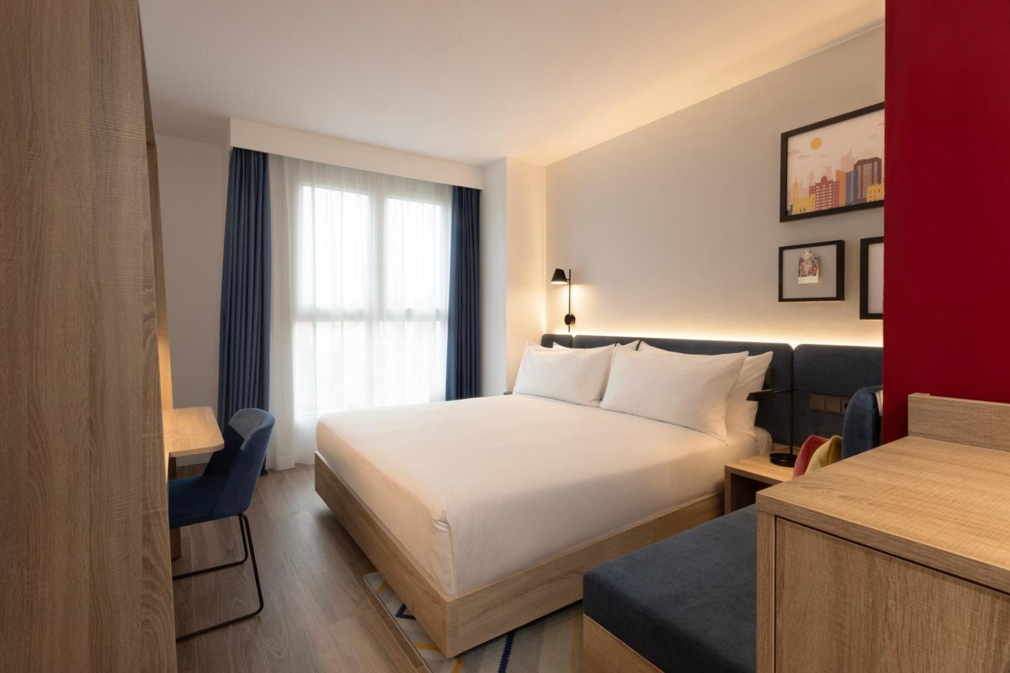Hampton By Hilton Martiricos 3* Malaga