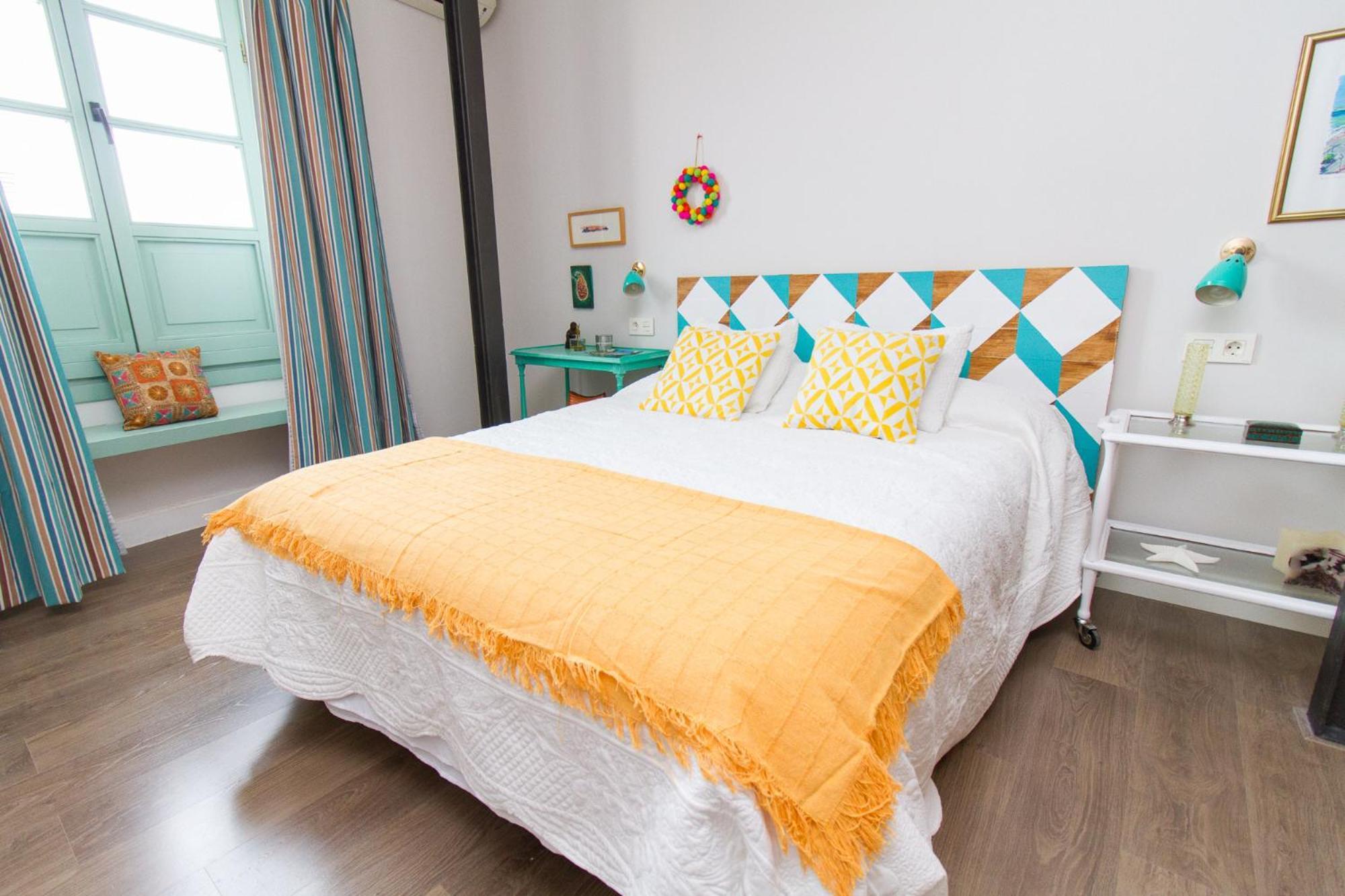 C20 - Adorable In The Center With Sun Terrace Malaga