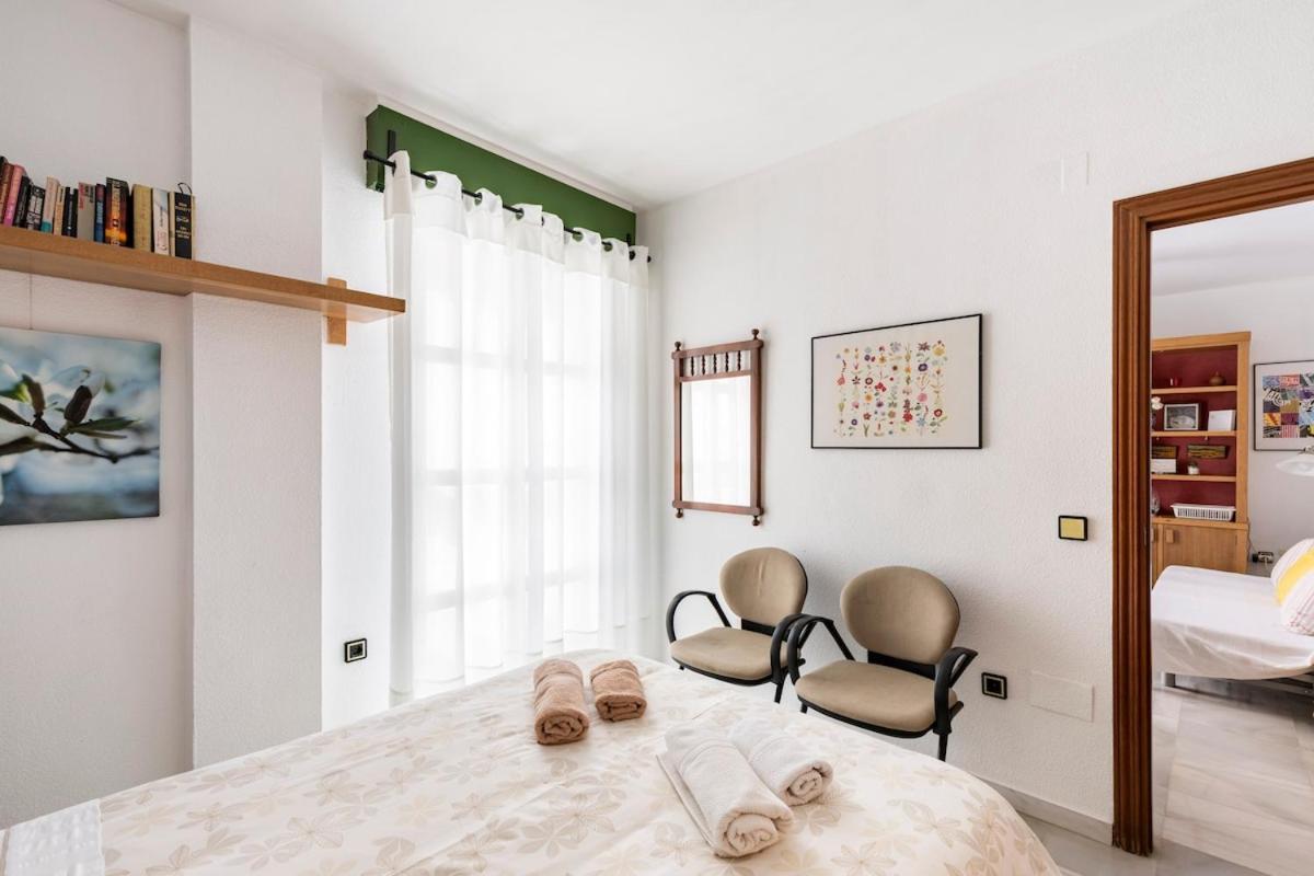 Apartment Downtown Climate Controlled Malaga
