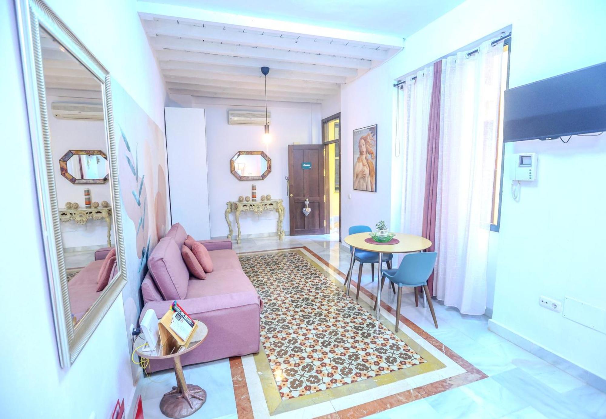 Dreams Oldtown Free Parking By Easytrip * Malaga