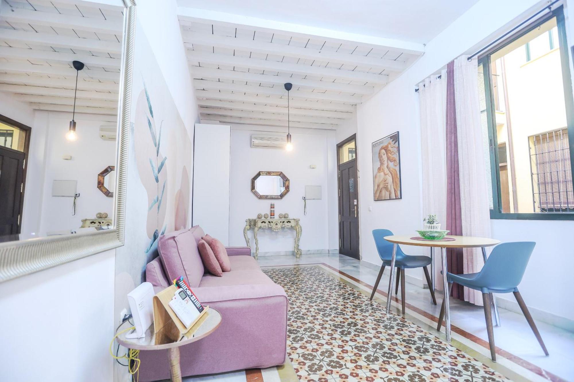 Dreams Oldtown Free Parking By Easytrip * Malaga