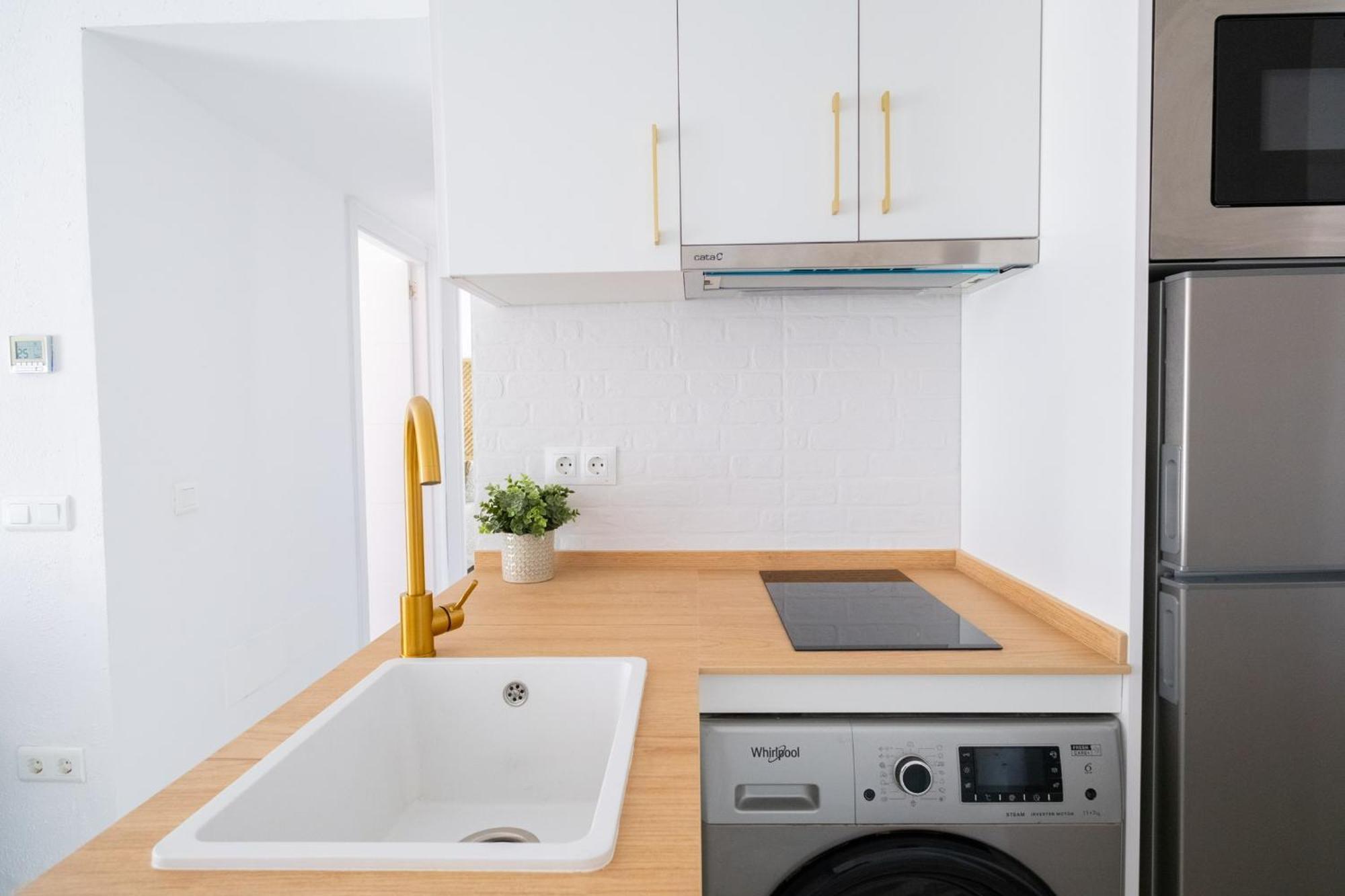 Olletas Parking Apartment Malaga