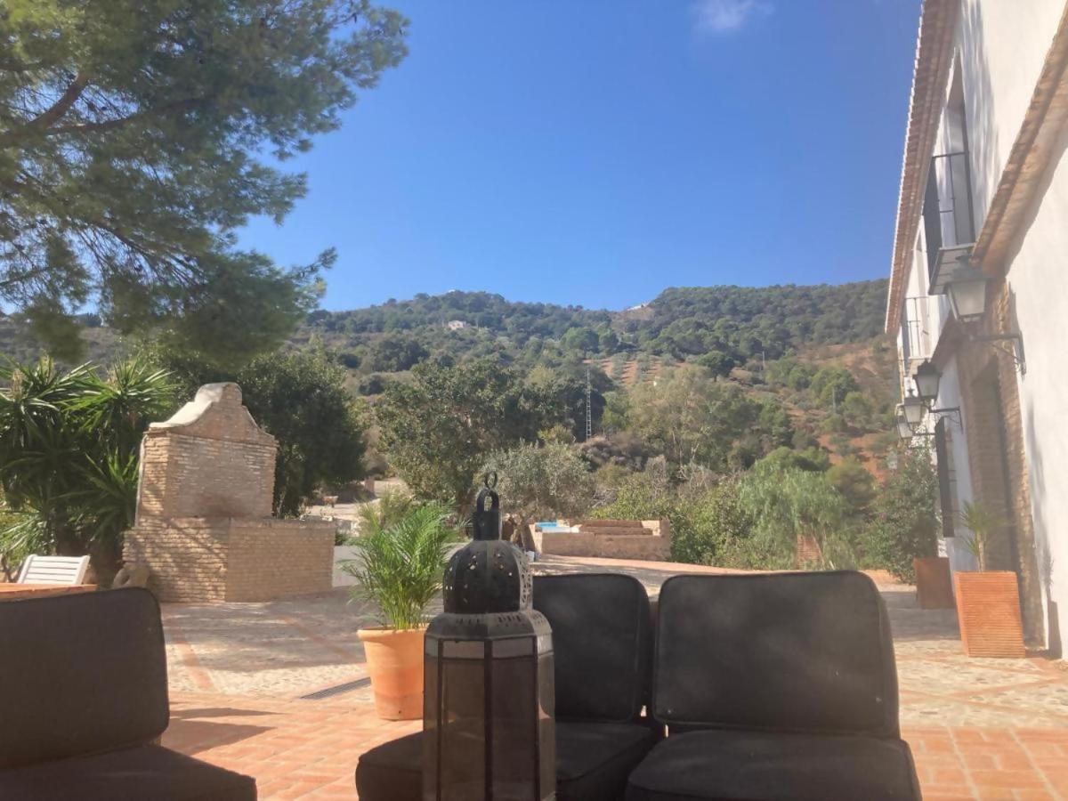Chalet Lagar De Trevenez Montes De Málaga