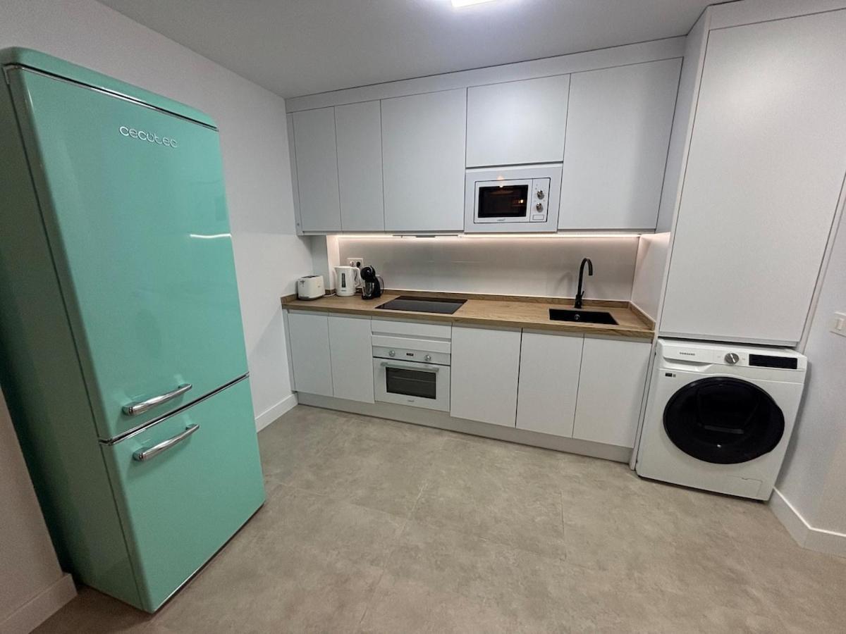 Nuevo! En El Centro! 1m Metro, Zambrano Y Con Parking Appartement Málaga