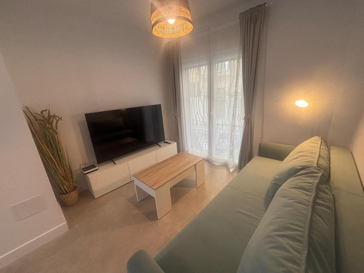 Nuevo! En El Centro! 1m Metro, Zambrano Y Con Parking Appartement Málaga