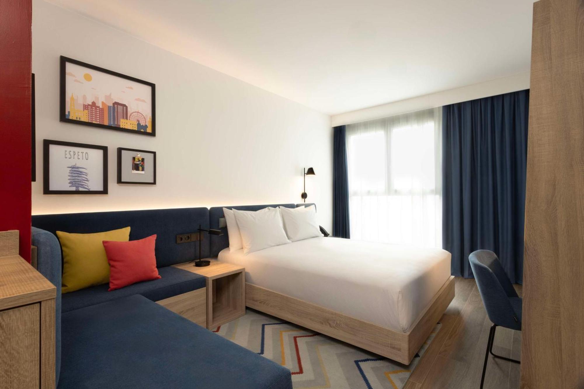 Hampton By Hilton Martiricos Hotel 3*