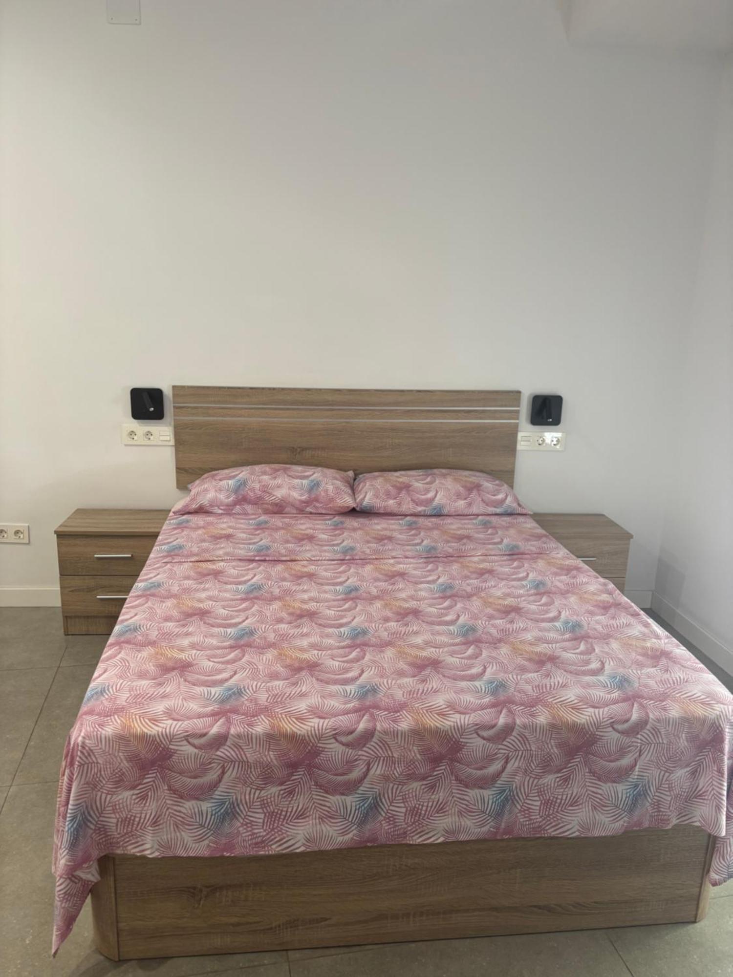 Apartment Estupendo Piso A 5 Min De La Estacion De Bus Y Tren Maria Zambrano Malaga