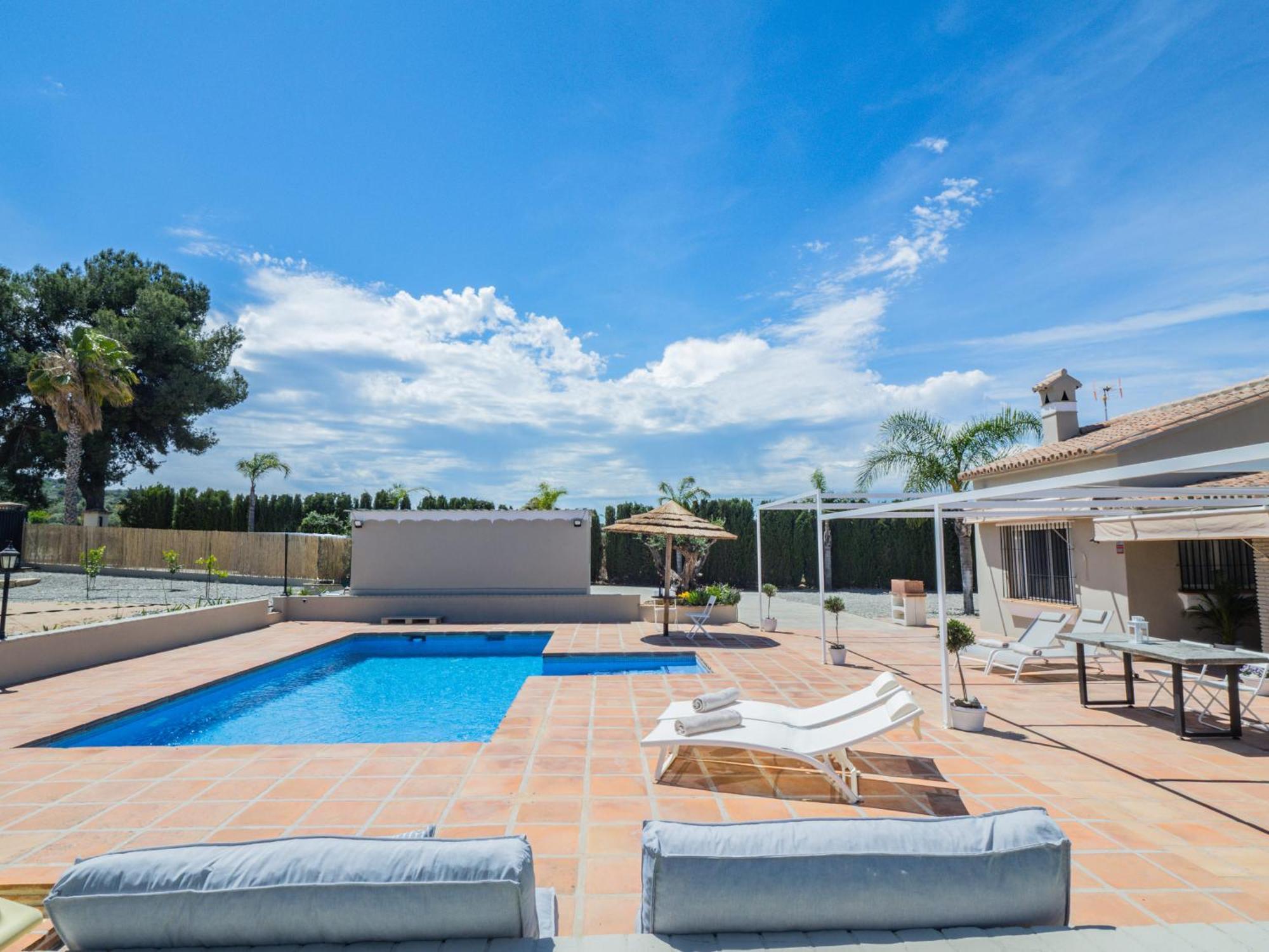 Tranquila El Retiro Villa