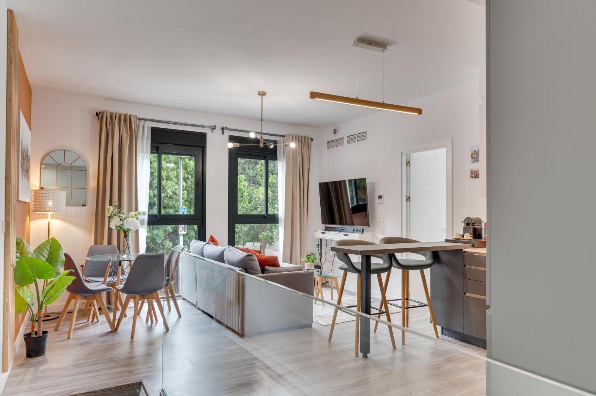 Apartment Modern Unit With View *