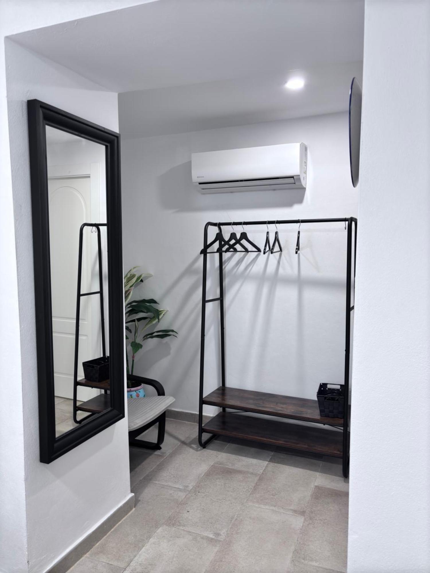 Shanti's Andalusian * Malaga