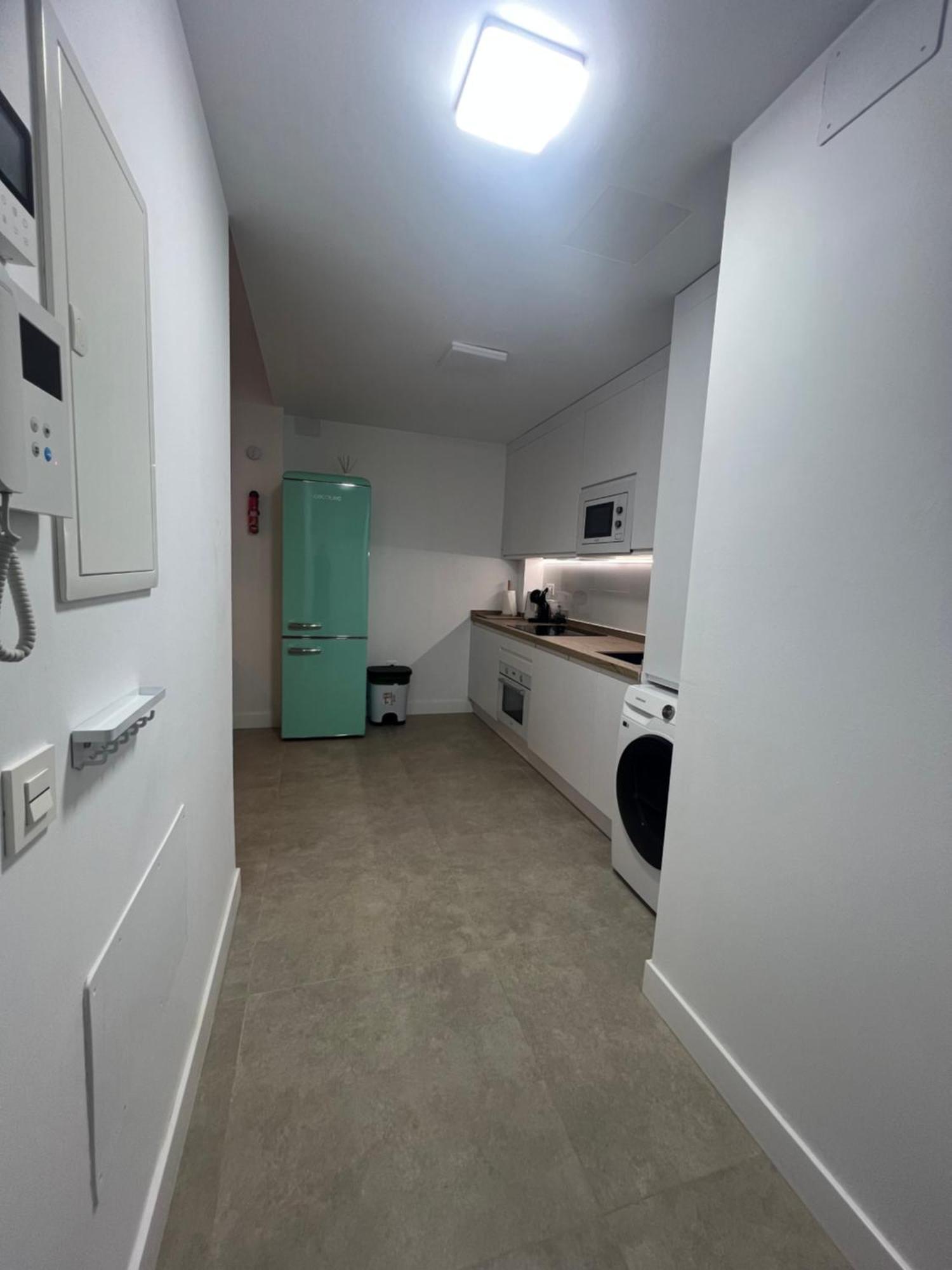 Nuevo! En El Centro! 1m Metro, Zambrano Y Con Parking Appartement Málaga