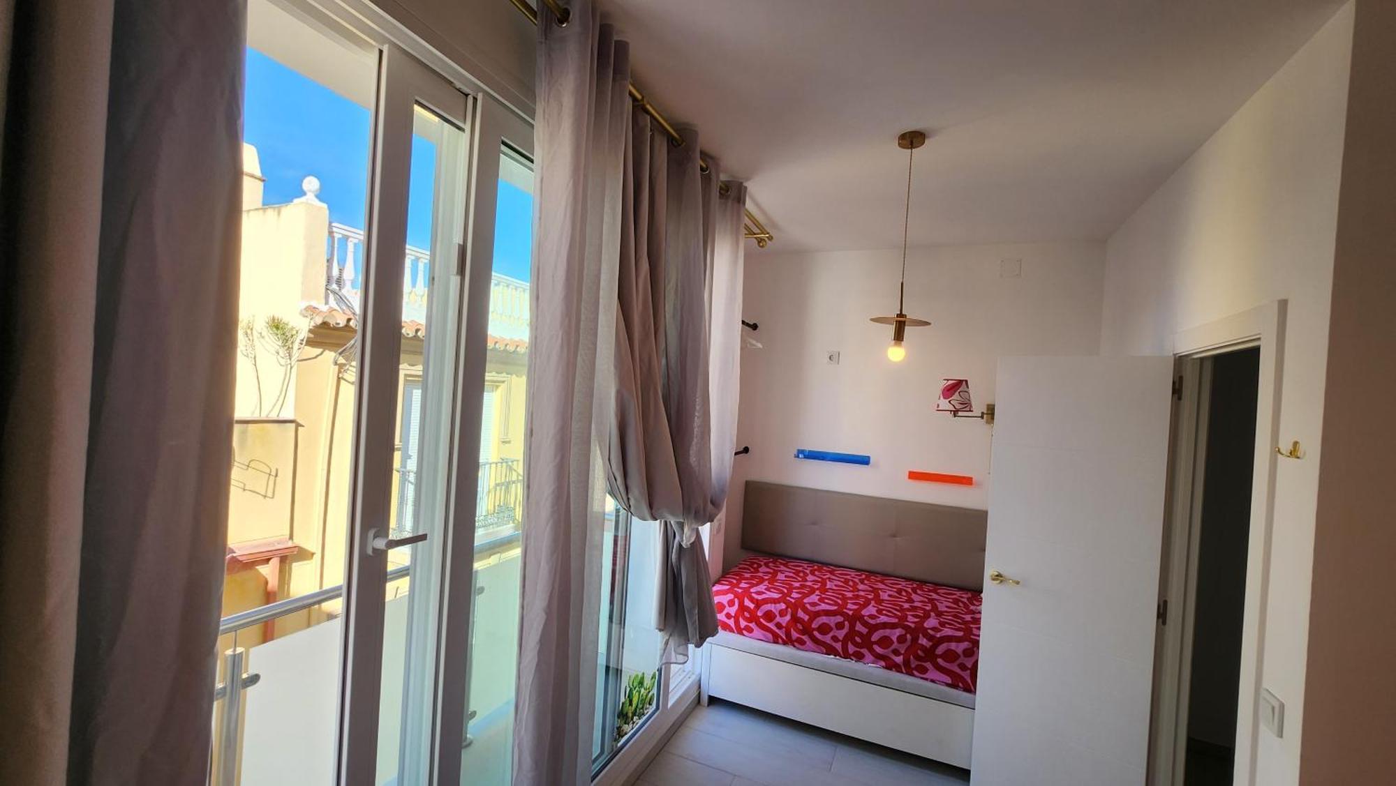 Dali Huelin Modern Apartment Málaga