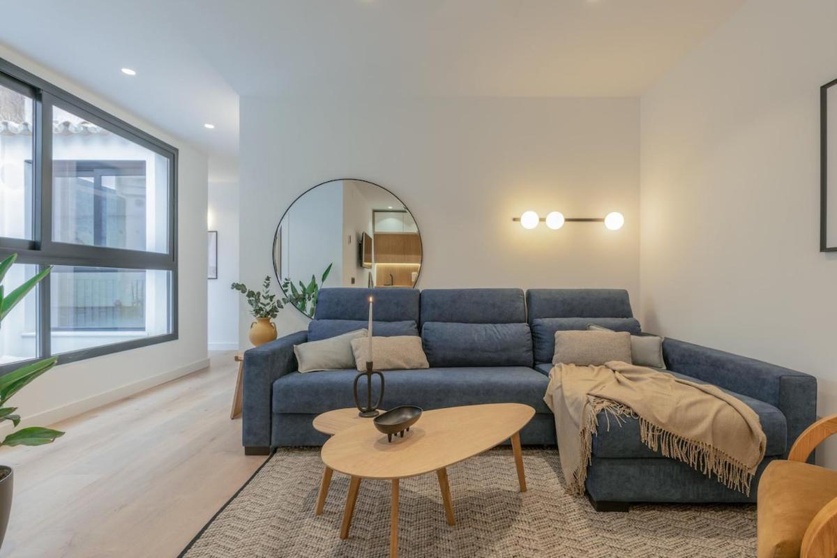 Penthouses In Plaza De La Merced Apartment *