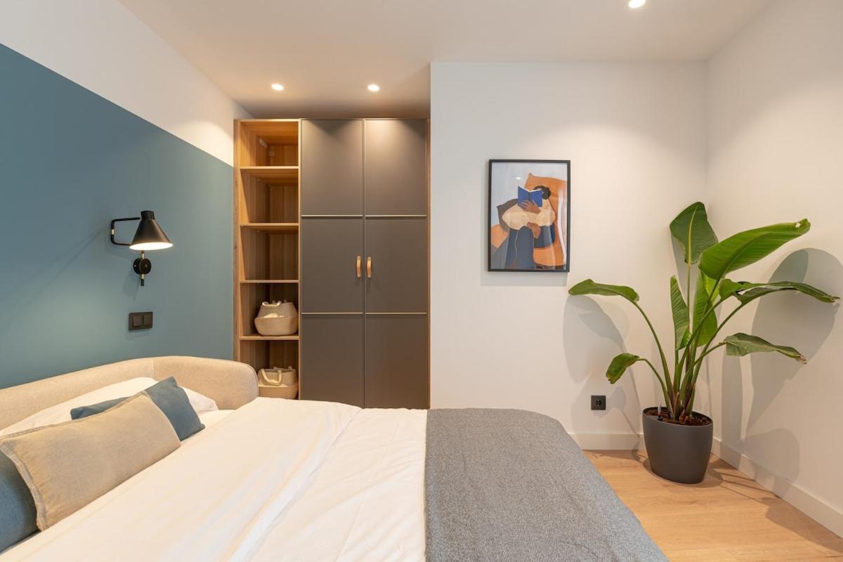 Penthouses In Plaza De La Merced Apartment *