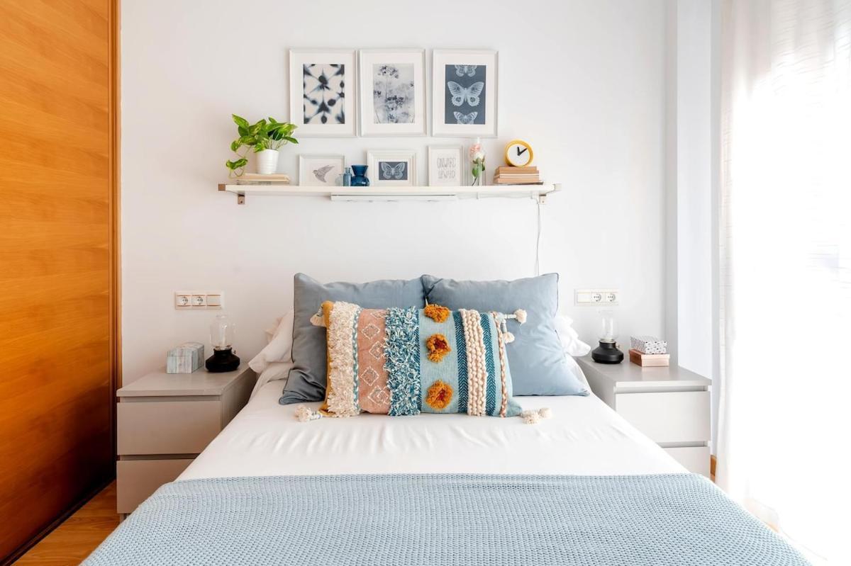 Explore From A Moderm Apartment Malaga