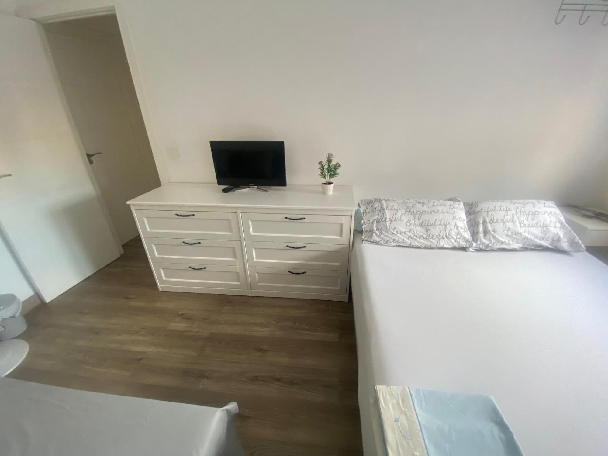 Piso Vacaciones En Familia O Amigos Malaga