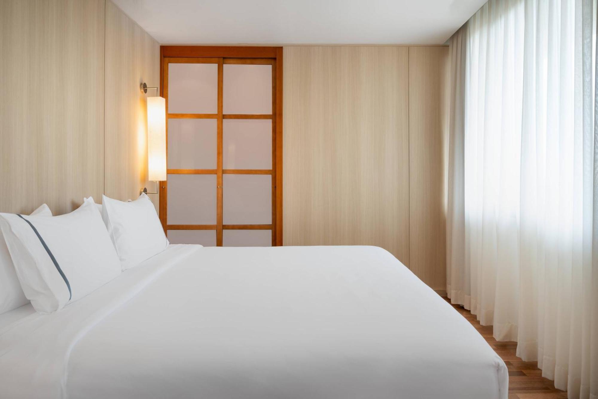 Ac Palacio By Marriott 4*