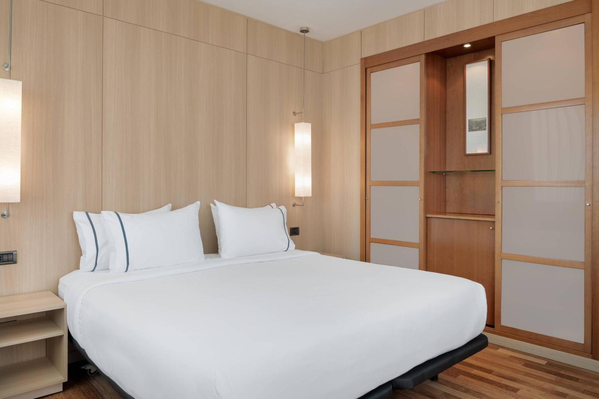 Ac Palacio By Marriott 4* Malaga