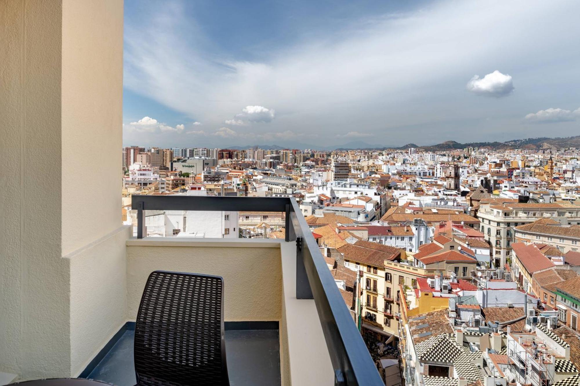 Hotel Ac Palacio By Marriott 4*