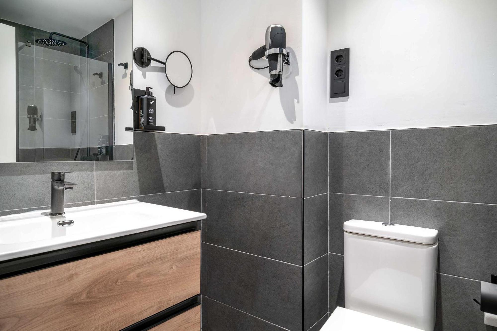 Limehome Calle Victoria Apartment Malaga