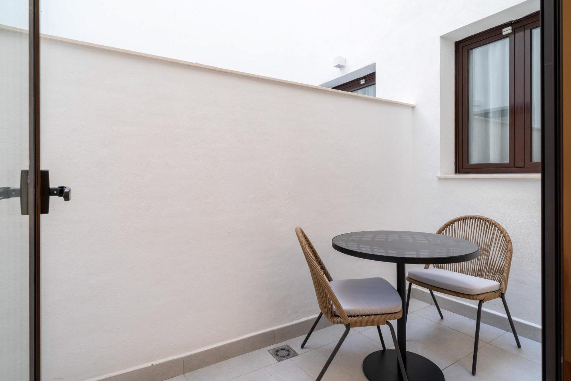 Limehome Calle Victoria Apartment