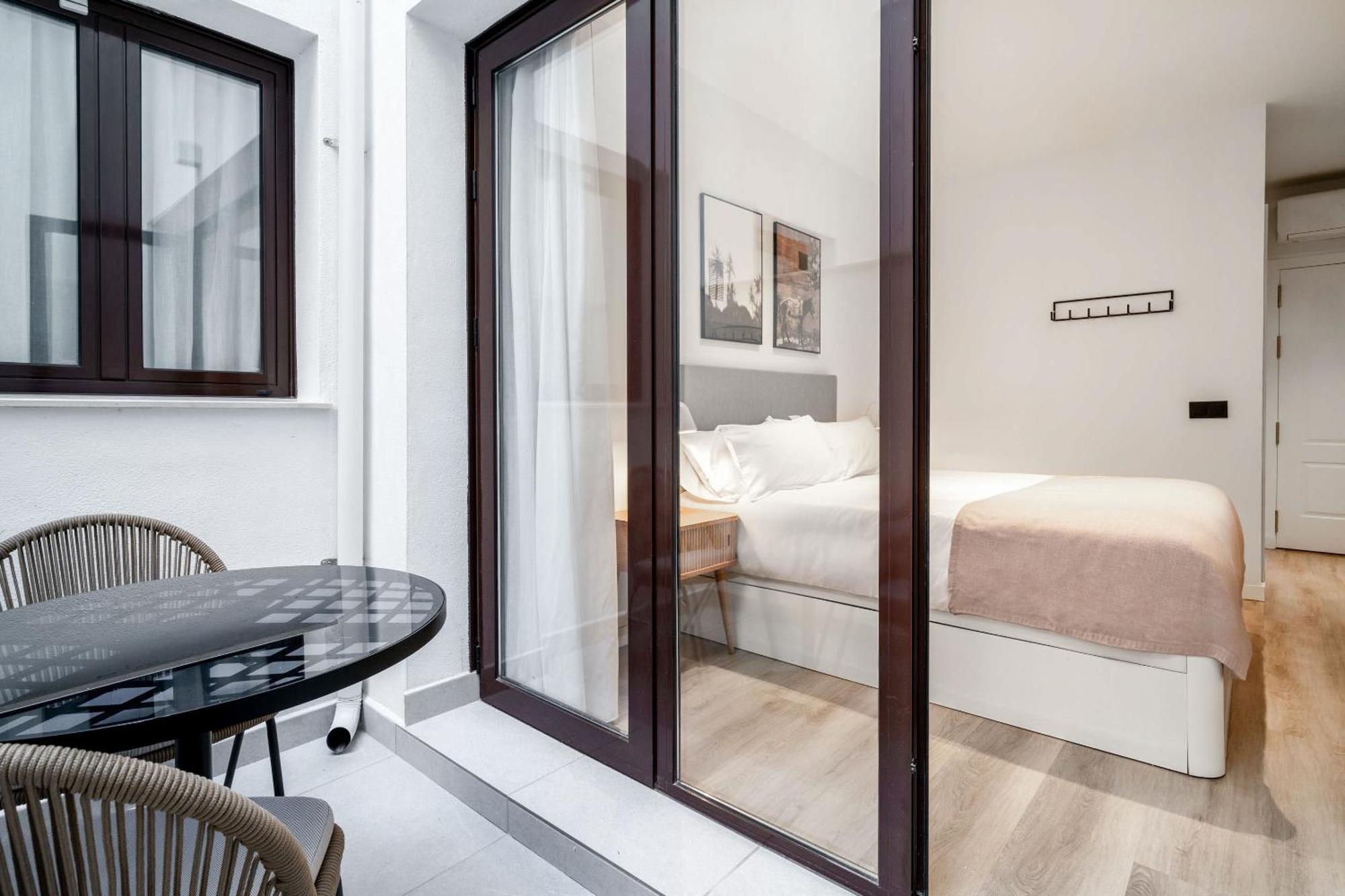 Apartment Limehome Calle Victoria Malaga