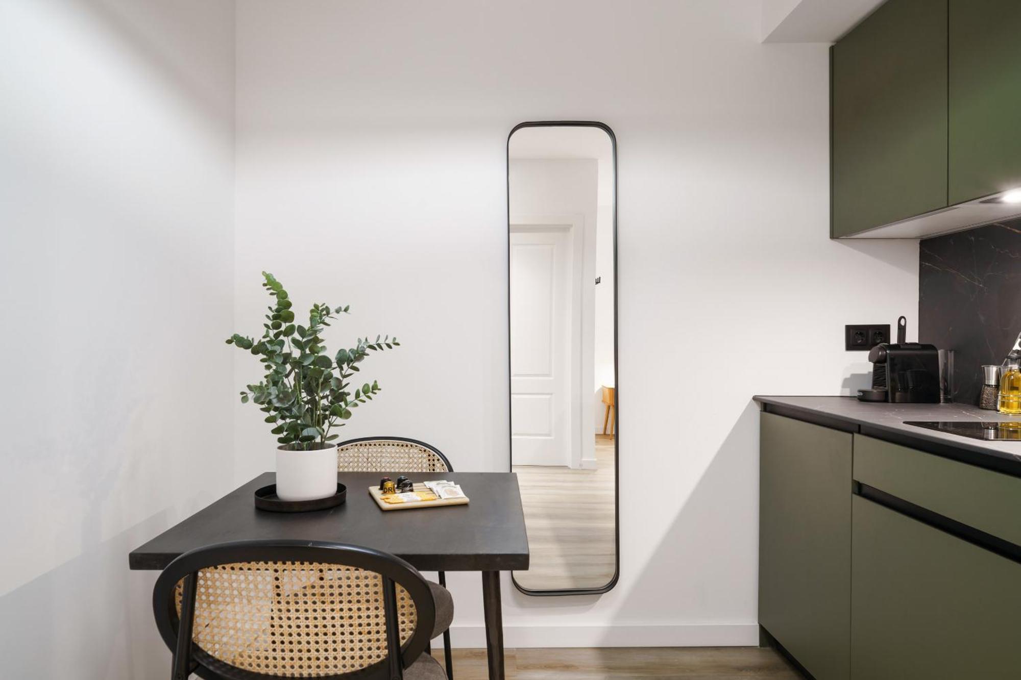 Limehome Calle Victoria Apartment Malaga