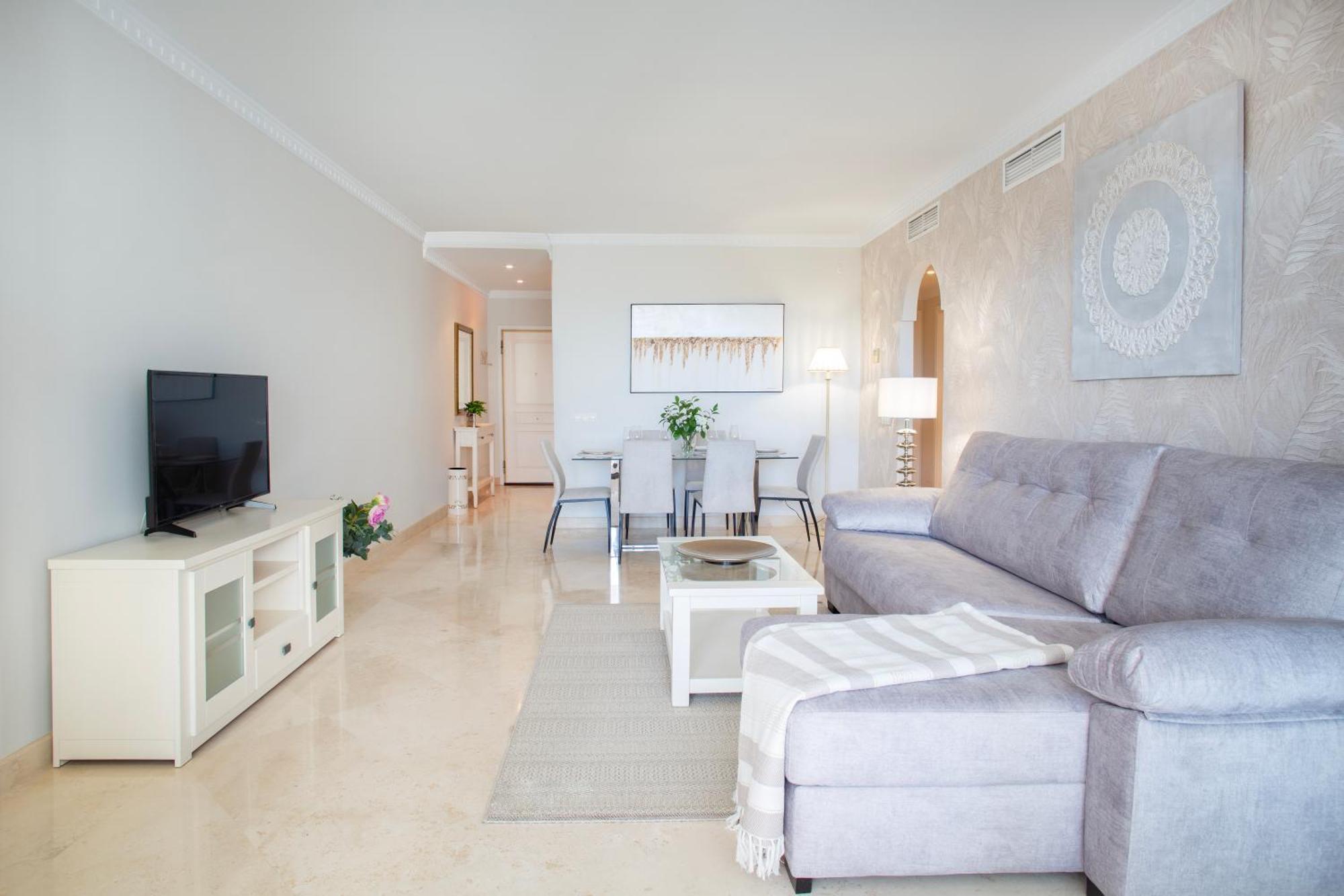 The Luxury Golf Paradise - 8 Pax Groups - Families Apartment *