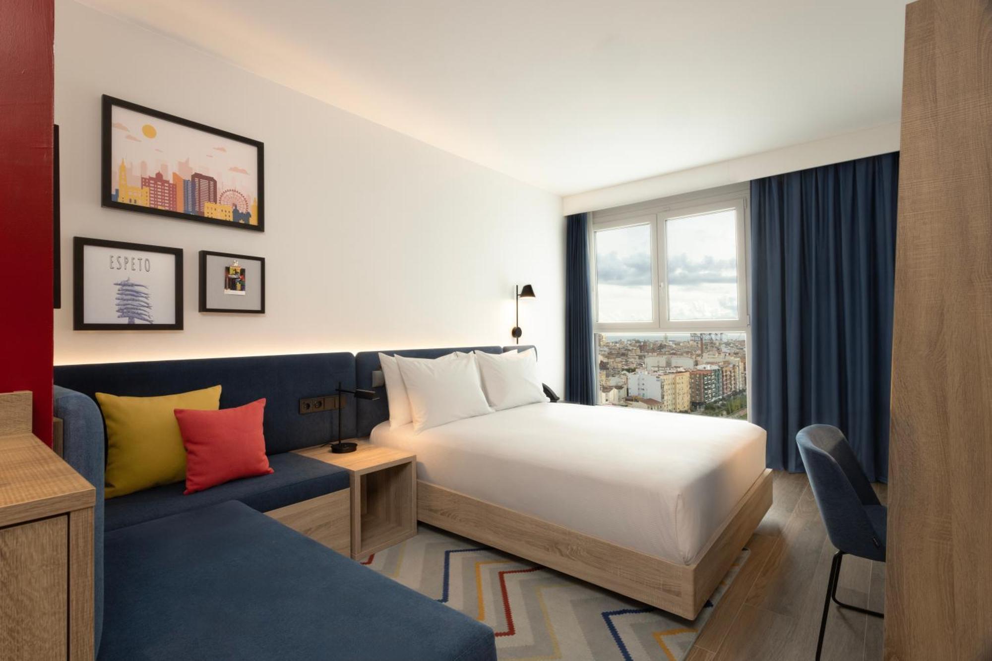 Hampton By Hilton Martiricos 3* Malaga
