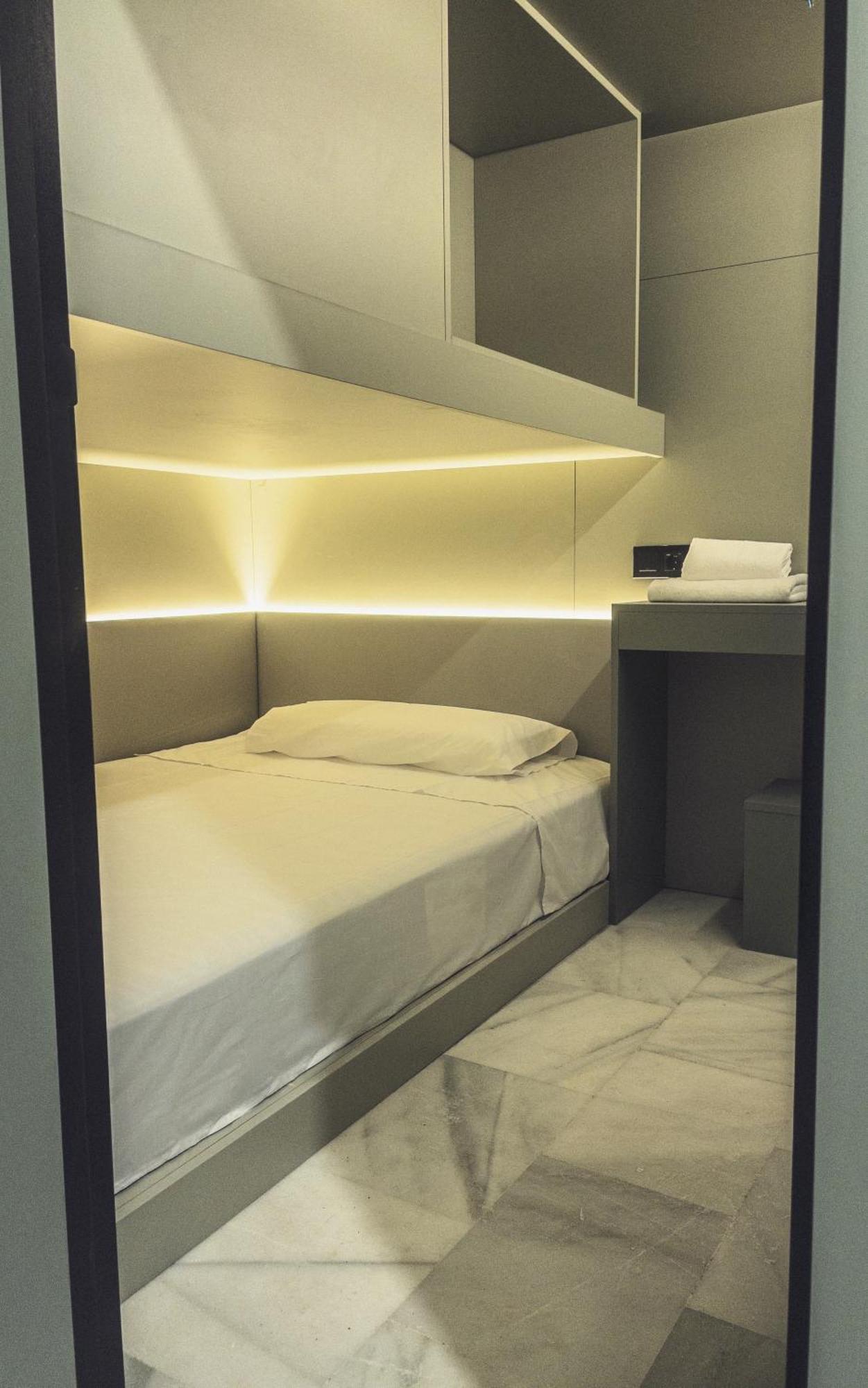 Superlativo Trinidad Capsule hotel *