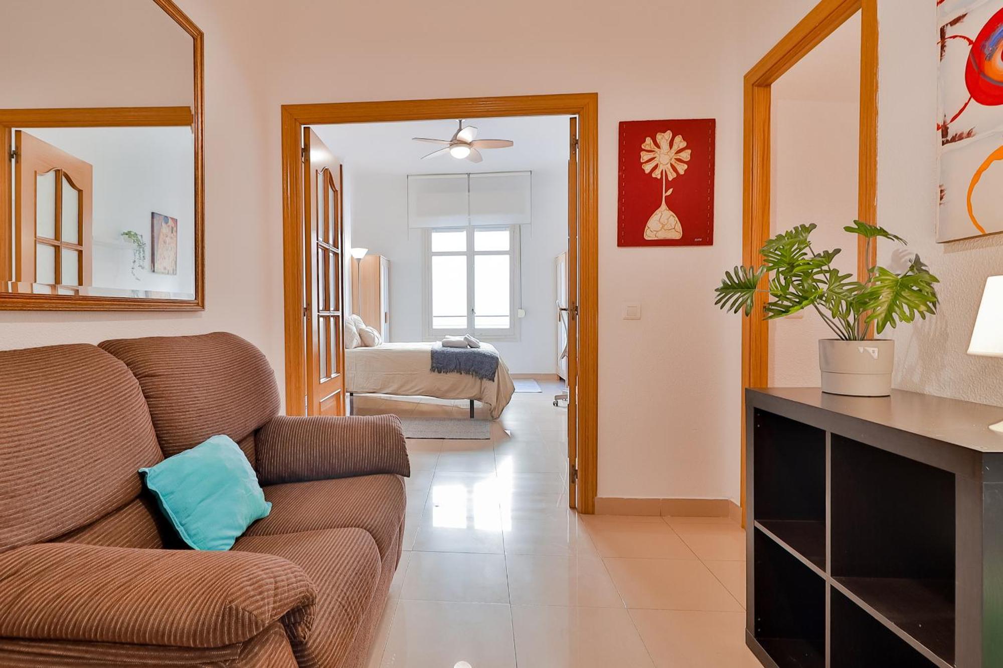C10 Spacious 5 Bedroom In Soho Apartment *