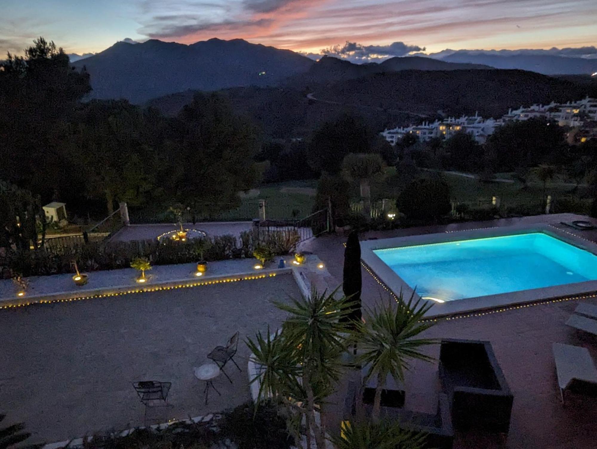 Villa With Pool And Boule Right On Alhaurin Golf Malaga