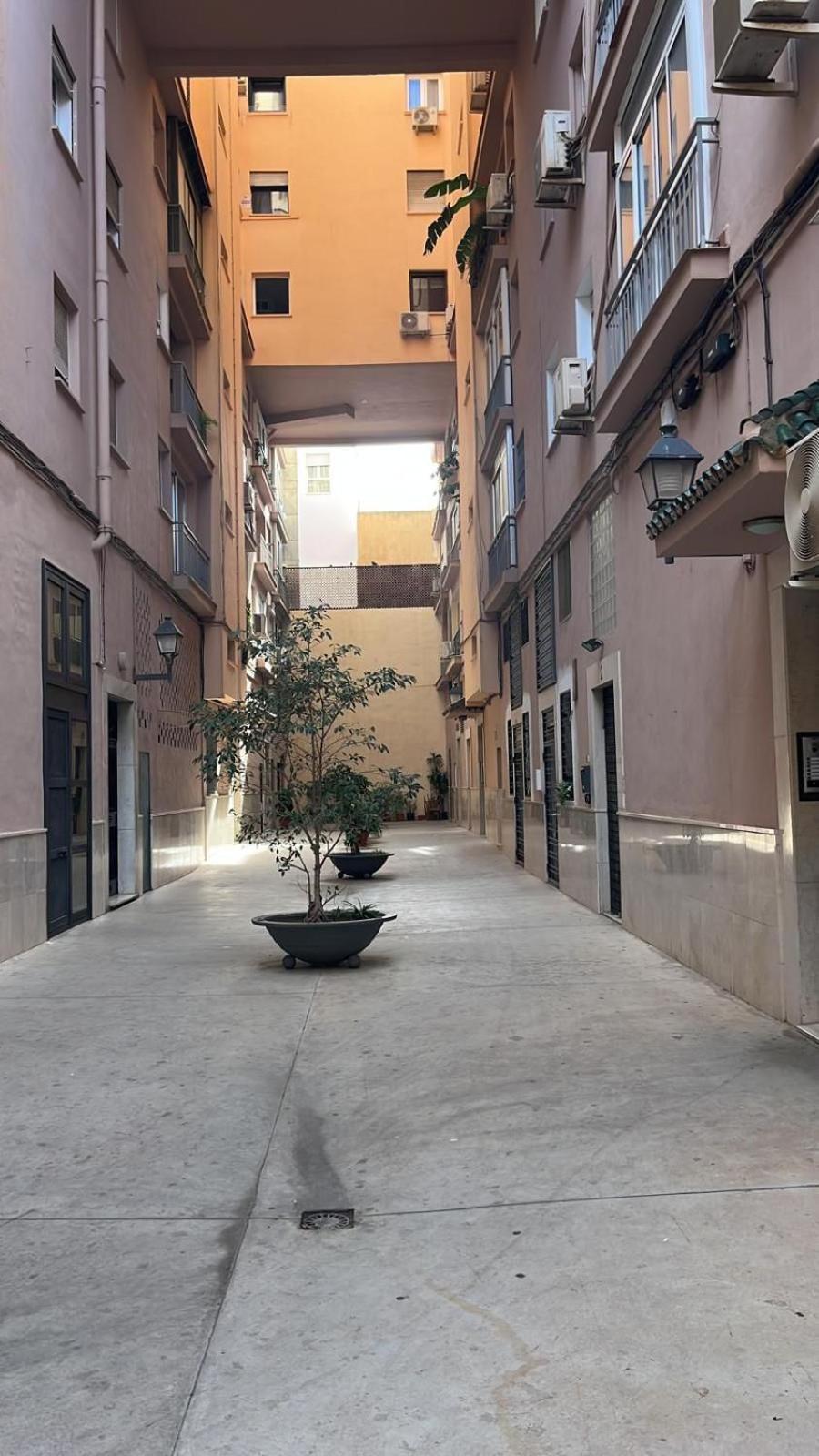 Homely Cienfuegos, Plaza De La Merced Con Vistas Malaga