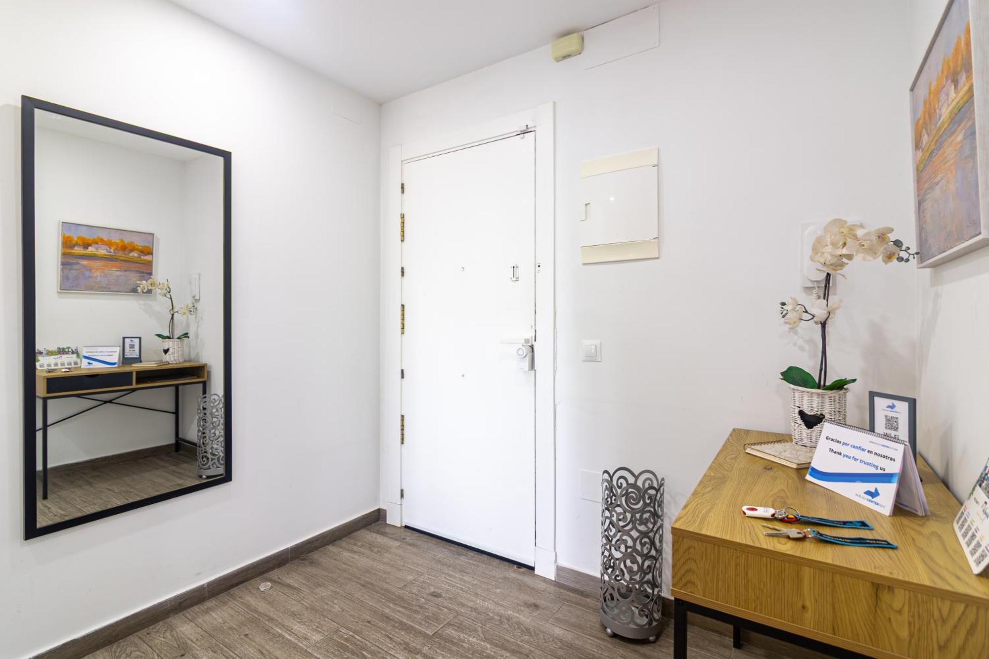 Center Flat & Terrace Apartment *