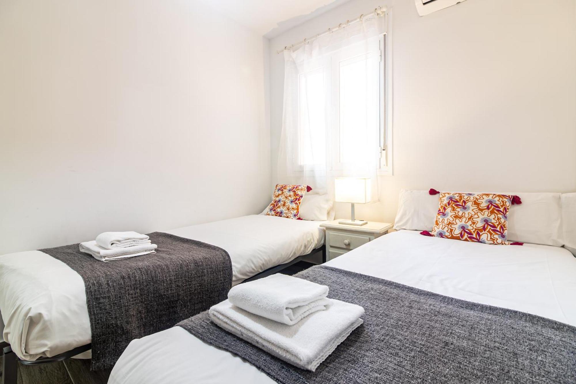 Center Flat & Terrace *