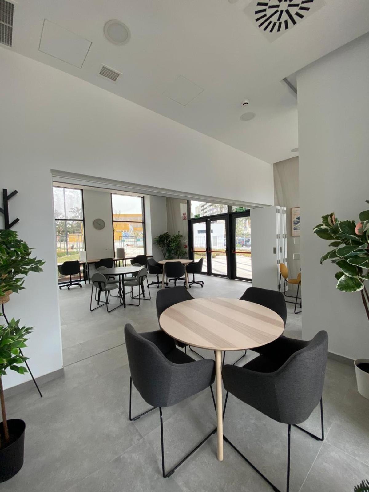 Skyline Center, Luxury, Planta 20 * Malaga