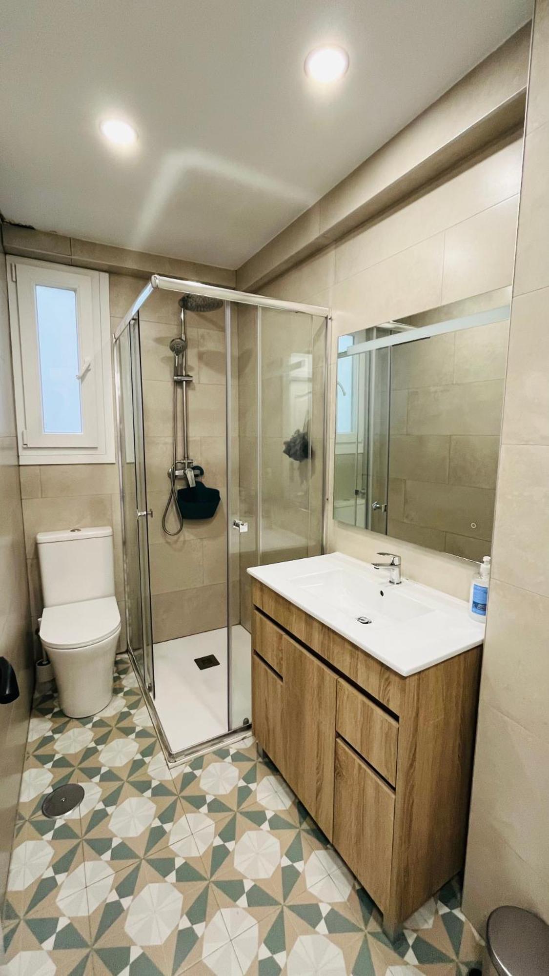 Bueno, Bonito Y Barato Appartement *