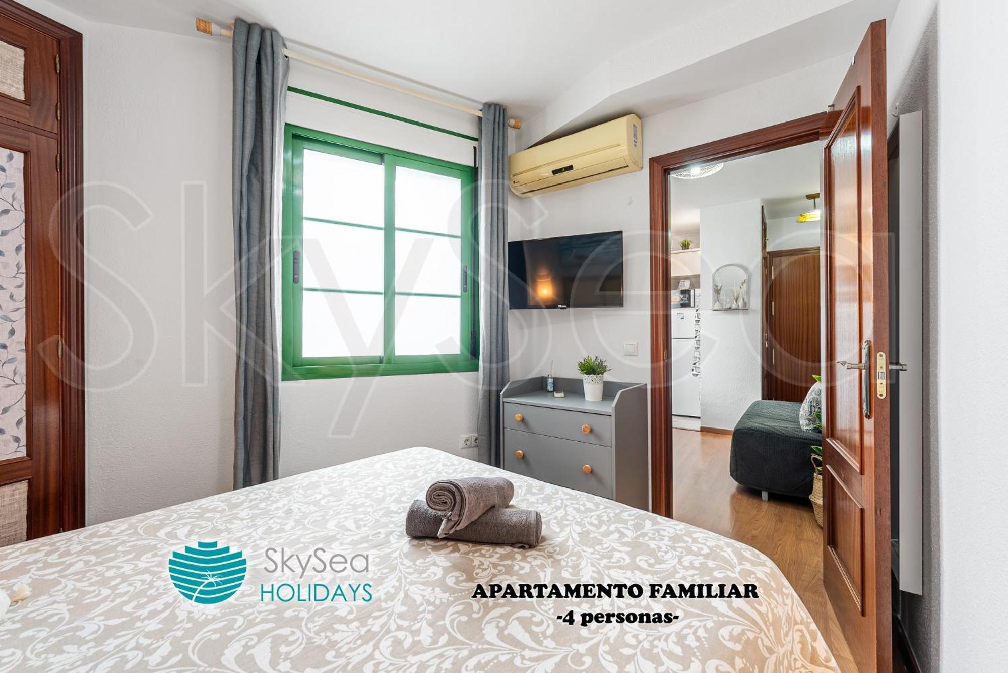Skysea Holidays Centro Frente Al Rio Malaga