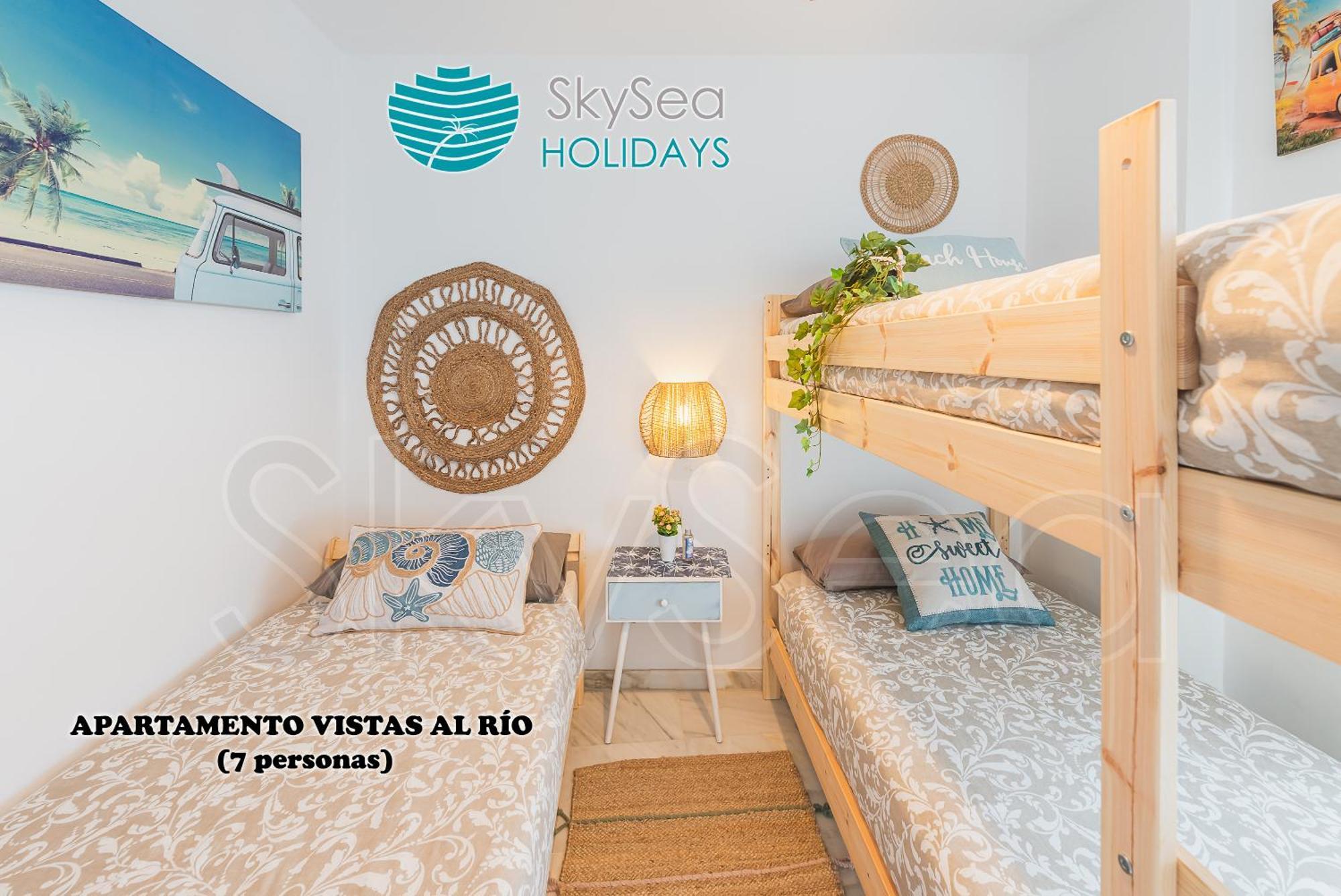 Skysea Holidays Centro Frente Al Rio * Malaga