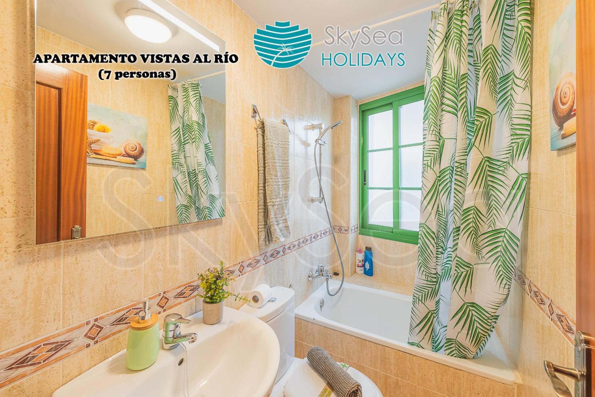 Skysea Holidays Centro Frente Al Rio *