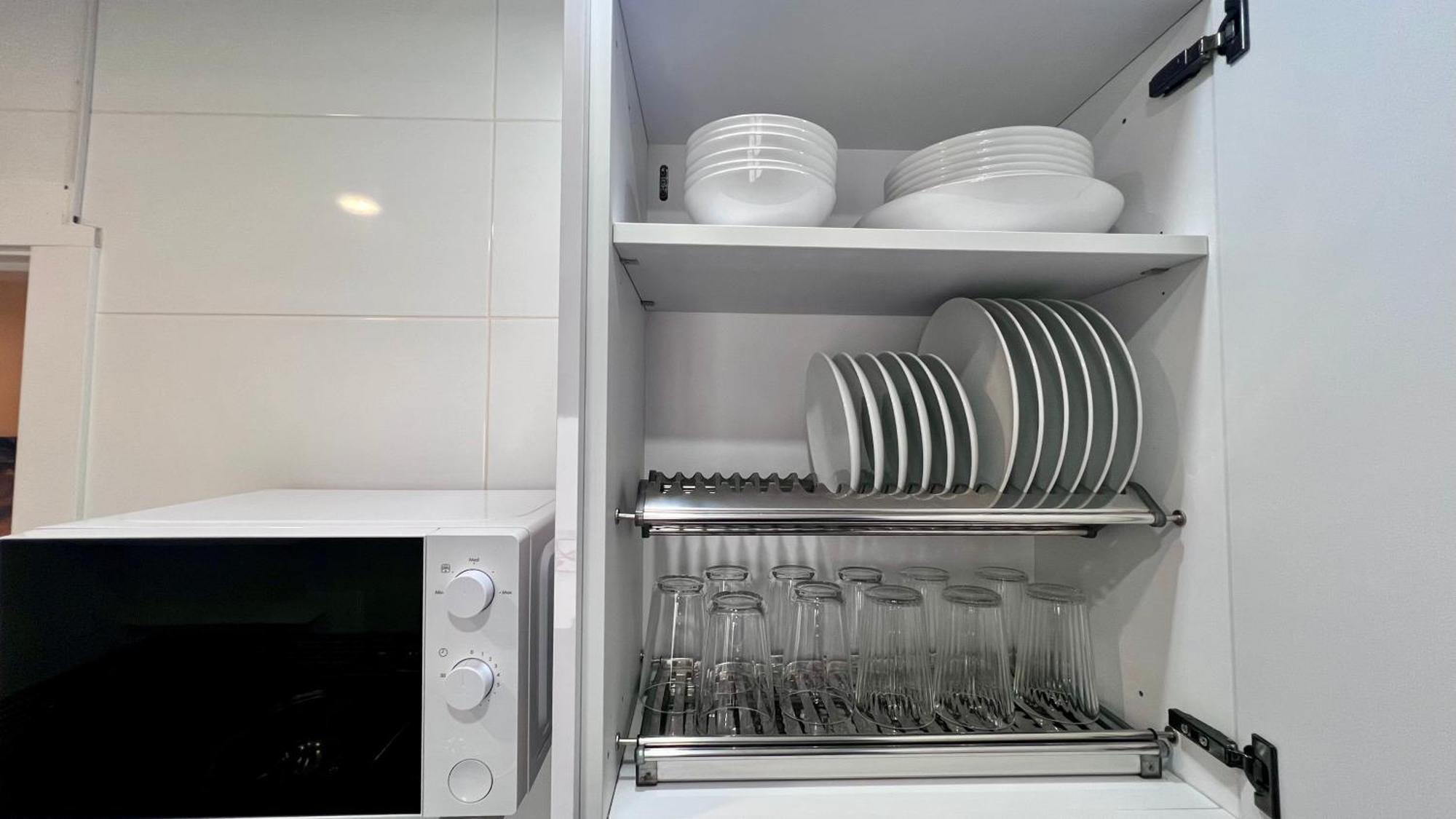 Cool, Modern And Snug 3br Peachy *