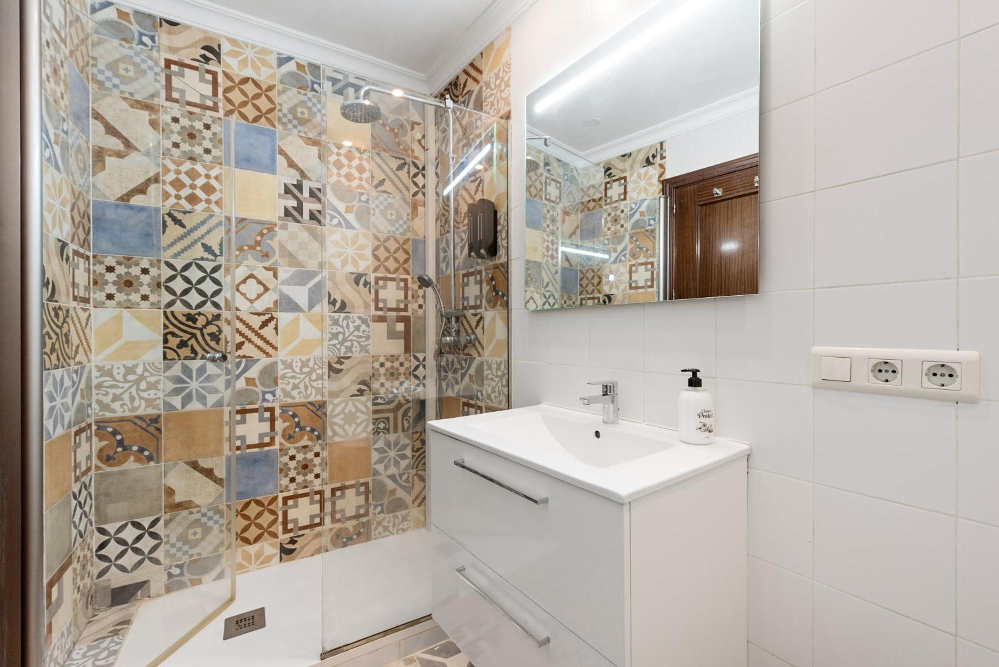 Urbanchicmalaga 2bedroom Oasis In Historic Centre Málaga